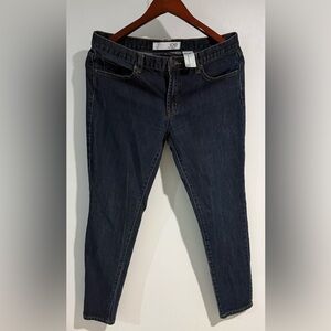 Women's Dark Blue Jeans